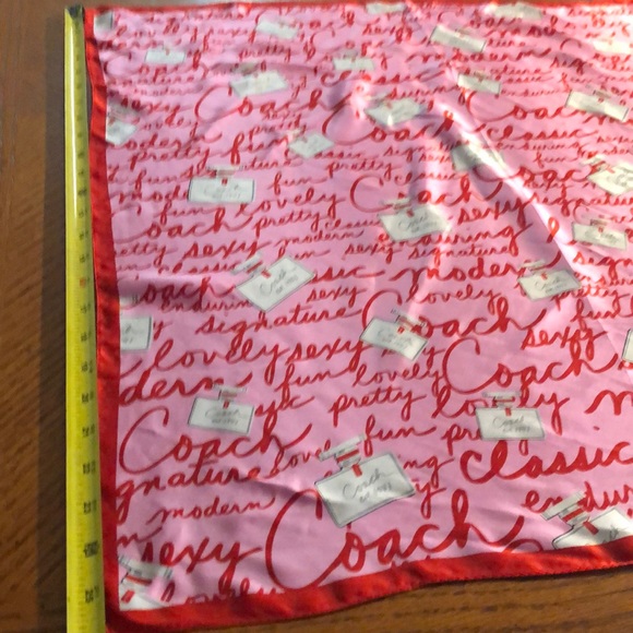 Coach Scarf - Picture 12 of 12